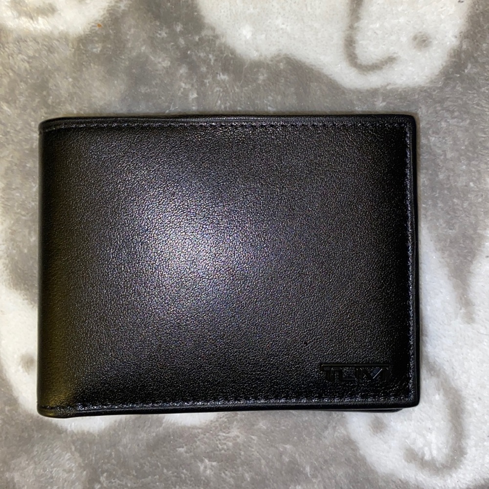 Tumi Delta Slim Single Billfold